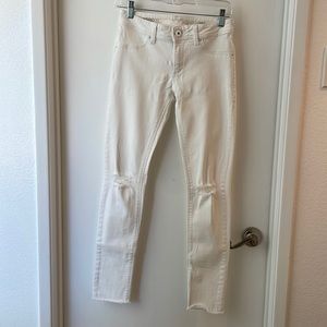 DL1961 Distressed Emma Legging Jean White